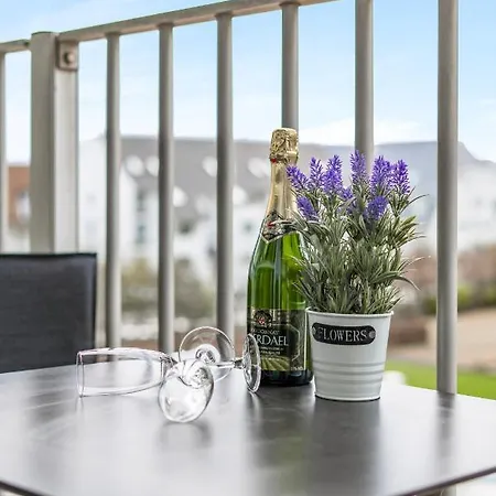 Apartment Sandhead Beach - Studio With Terrace In *