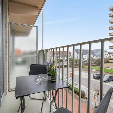 Sandhead Beach - Studio With Terrace In Apartment